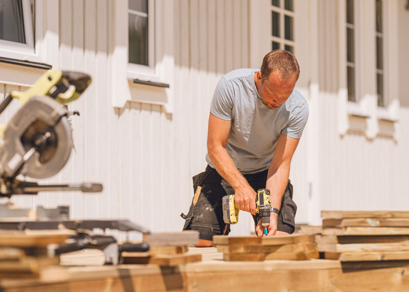 Deck-Rebuilding-&-repair Handyman Rebuilding and repairing a deck